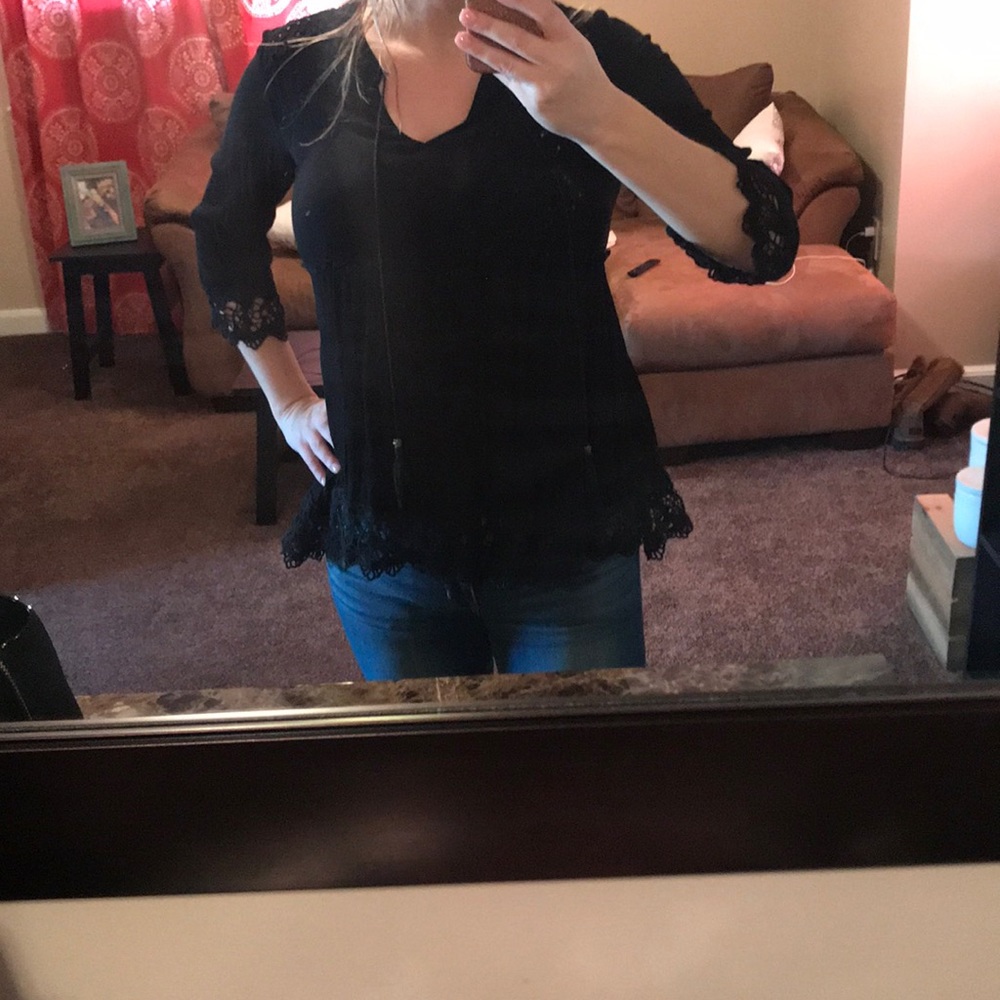 Black lace boho top small